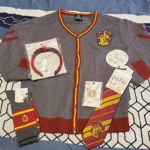 Harry Potter Gryffindor Sweater Bundle